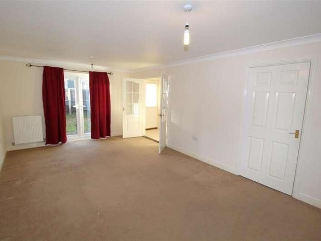 Hawk Close, Beck Row, IP28