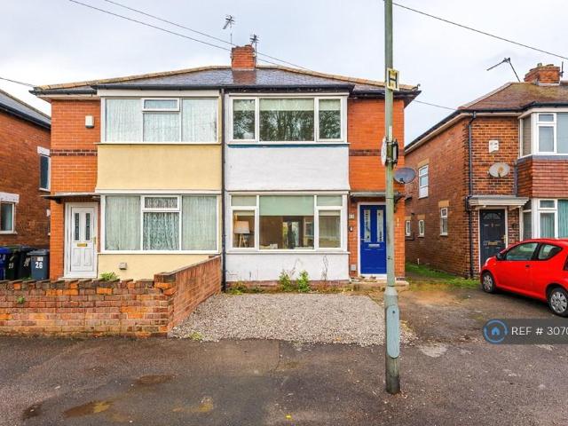 Hawke Road, Doncaster, DN2 3 bed semi detached house to rent £915 pcm £211 pw