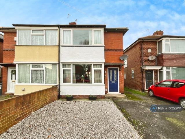 Hawke Road, Doncaster, DN2 3 bed semi detached house to rent £925 pcm £213 pw