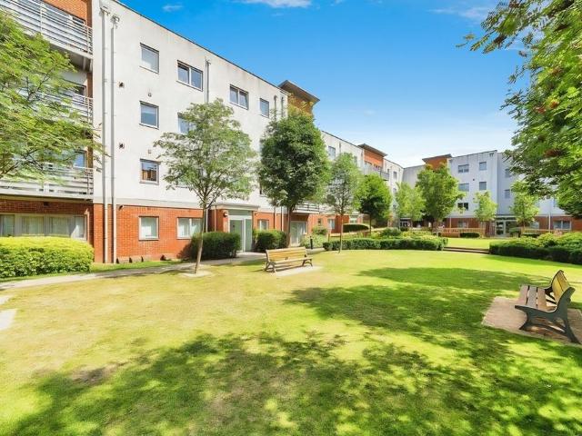 Hawker Place, London 2 bed flat to rent £1,850 pcm £427 pw