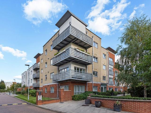 Hawker Place, Walthamstow E17, 2 bed flat to rent, £2,250 pcm | PrimeLocation