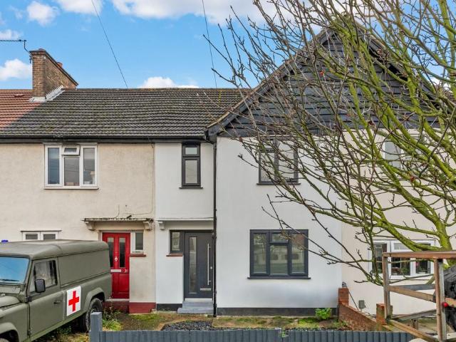 Hawkes Road, London, CR4 3JJ, United Kingdom | 3 bed house for rent #137999140 | Rentberry