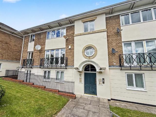 Hawkesbury Mews, Darlington 2 bed apartment to rent £695 pcm £160 pw