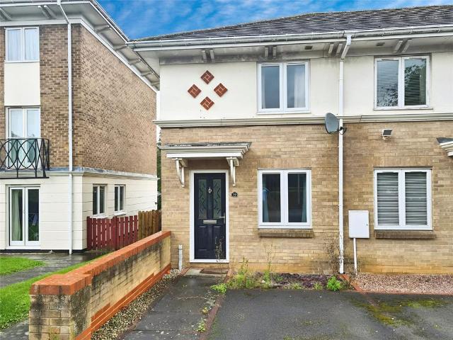 Hawkesbury Mews, Darlington, DL3 2 bed end of terrace house to rent £750 pcm £173 pw