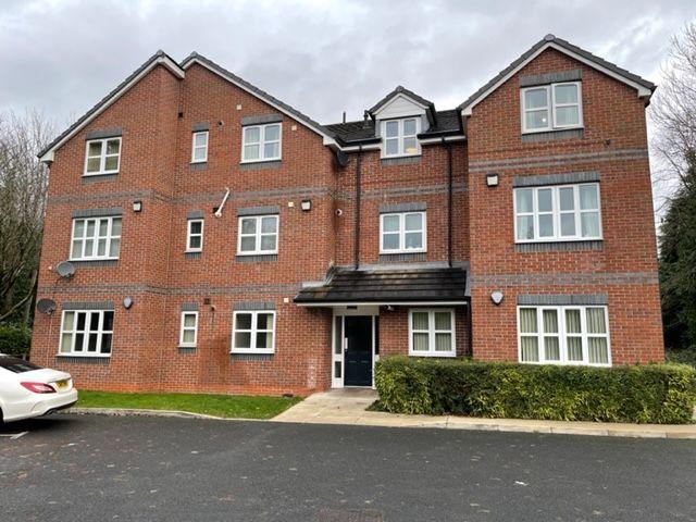 Hawkhurst Park, Leigh WN7, 2 bed flat to rent, £900 pcm | PrimeLocation