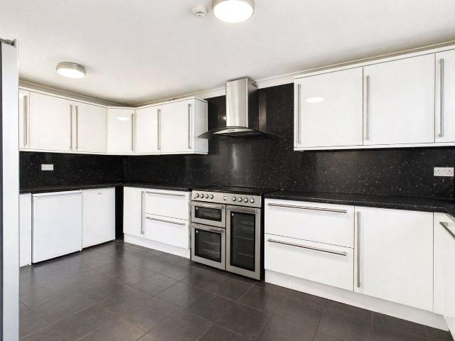 Hawkhurst Road, Brighton BN1, 5 bed semi detached house to rent, £2,500 pcm | PrimeLocation