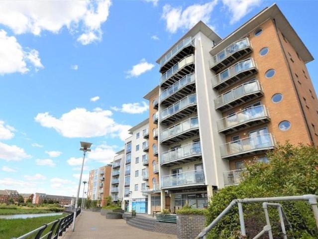 Hawkins Road, Colchester, Colchester, Essex CO2, 2 bed flat to rent, £1,250 pcm | PrimeLocation