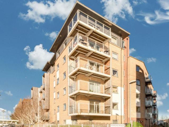 Hawkins Road, Essex CO2, 2 bed flat to rent, £1,300 pcm | PrimeLocation