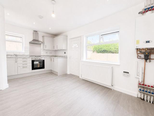 Haworth Road, Bradford BD9, 3 bed property to rent, £1,150 pcm | PrimeLocation