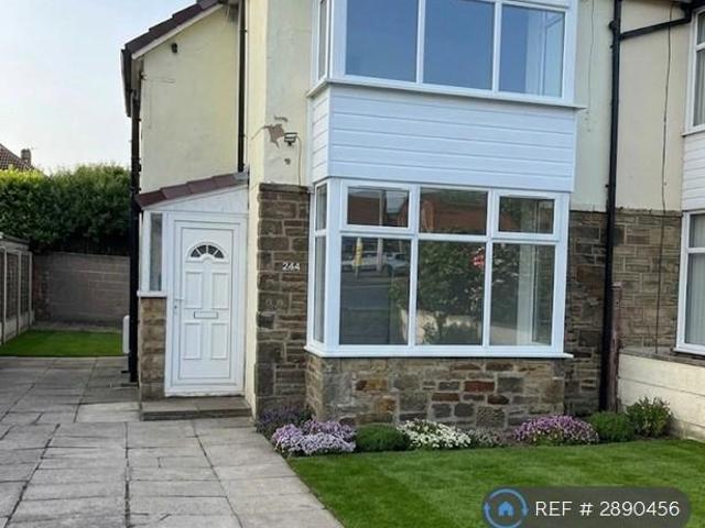 Haworth Road, Bradford, BD9 3 bed semi detached house to rent £1,195 pcm £276 pw
