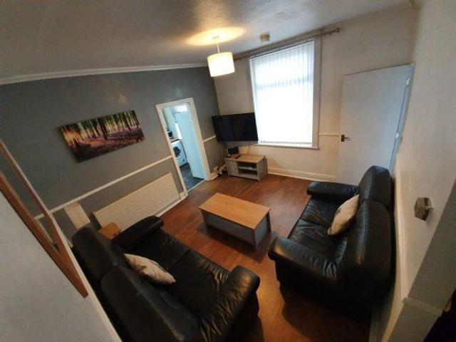 Haworth Street, Hull HU6, 4 bed shared accommodation to rent, £455 pppm | PrimeLocation