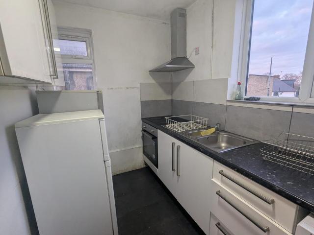 Hay Lane, London, NW9 0NB, United Kingdom | 2 bed apartment for rent #137020732 | Rentberry