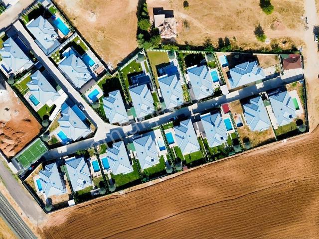 Hayal Değil Gerçek!5+1 Dublex 400 M²/750 M² Özel Alan/özel Havuz