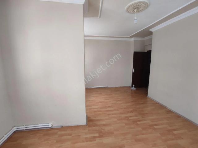 Hayal Emlak'tan Yeni Mahallede Kiralık Daire