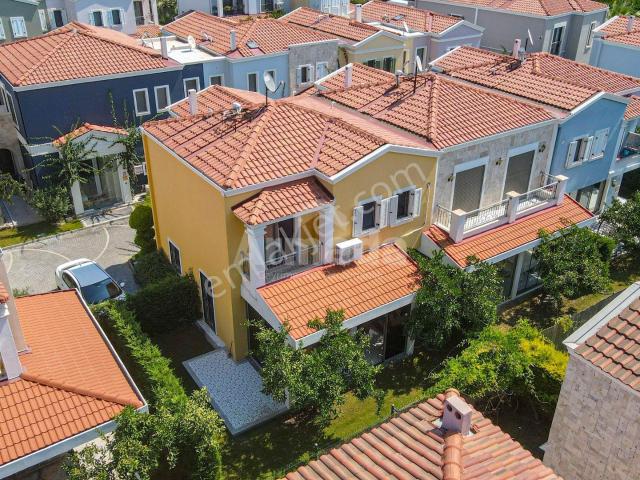 Hayalinizdeki Yaşam Kuşadası'nda Bu Villada Başlıyor