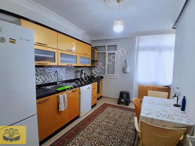 Hayalparka Yakın 3+1 Kapalı Mutfak Kombili Hatasız Satılık Daire