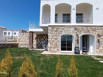Hayat Foça'da Keyifli Yaşam Eşyalı Kiralık 1+1 Villa Katı
