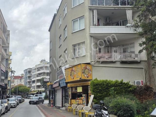Hayat Hanım Okulu Mevki Satılık 3+1 Daire, 140m², Denize Yakın