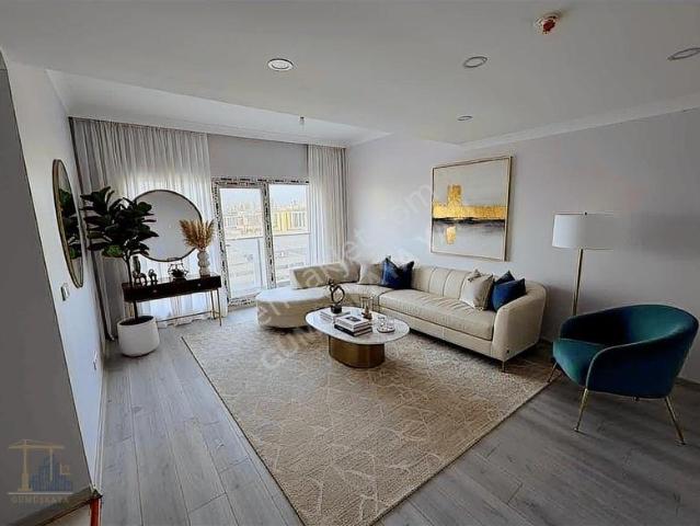 Hayat Park Sitesi / 2+1 88 M² / Bakımlı Ve Hazır ! Fırsat !