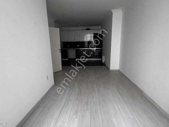 Hayat Park Sitesinde Kiralık 2+1 Daire