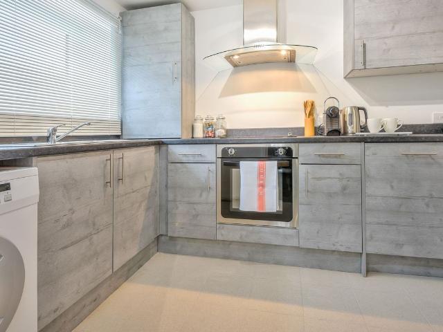 Haybridge Road, Hadley TF1, 1 bed flat to rent, £895 pcm | PrimeLocation
