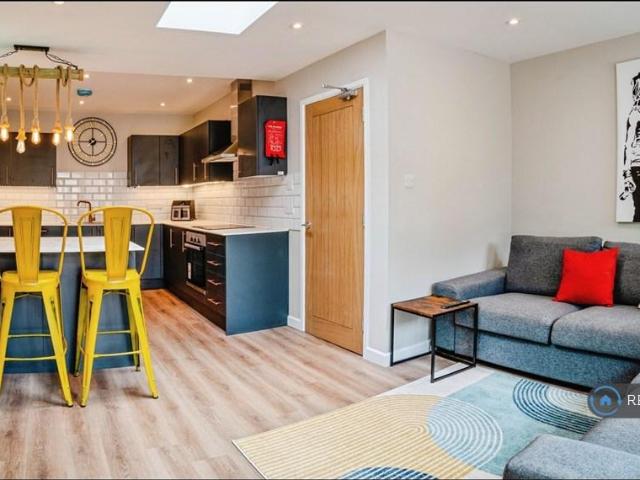 Haycombe Drive, Bath, BA2 1 bed in a house share to rent £695 pcm £160 pw