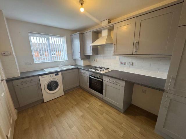 Haydon Drive, Wallsend NE28 2 bed apartment to rent £750 pcm £173 pw