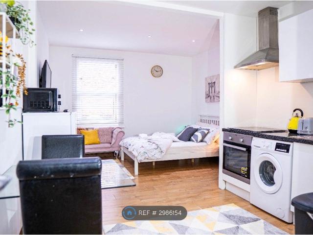 Haydons Road, London SW19, Studio to rent, £1,500 pcm | PrimeLocation