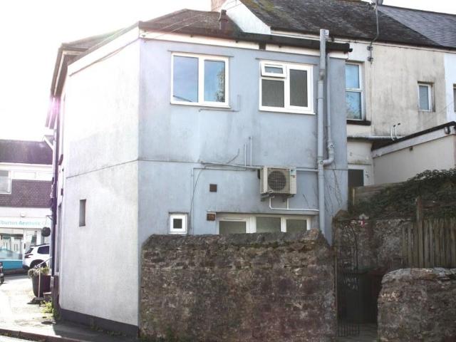 Haye Road South, Plymouth PL9 1 bed flat to rent £650 pcm £150 pw