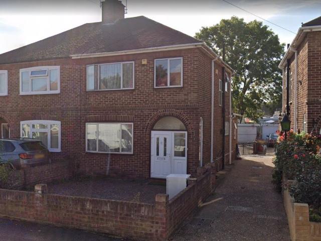 Hayes UB4, 3 bed semi detached house to rent, £2,500 pcm | PrimeLocation