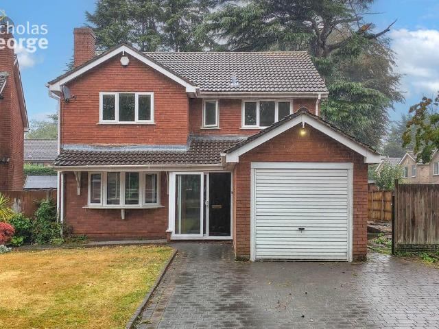 Hayfield Gardens, Moseley, B13 9LE 4 bed house to rent £1,650 pcm £381 pw