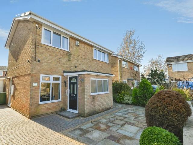 Hayling Way, STOCKTON ON TEES 3 bed detached house to rent £1,195 pcm £276 pw