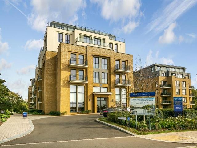 Haymarket House, Teddington 3 bed apartment to rent £4,950 pcm £1,142 pw