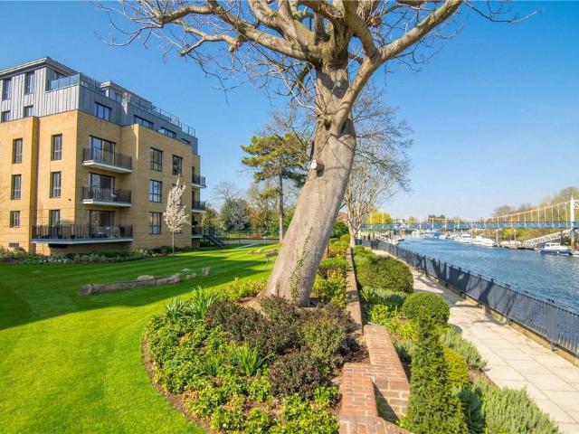 Haymarket House, Teddington 3 bed apartment to rent £5,140 pcm £1,186 pw