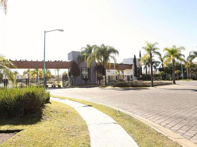 ¡Haz crecer tu inversión en un entorno seguro y exclusivo!*Valle de Las Flores