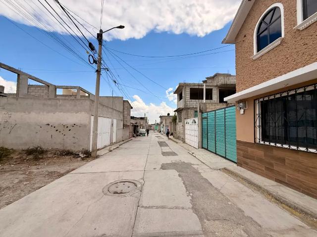 ¡Haz realidad tu proyecto en este terreno. Colonia Ramos Arizpe! Una oportunidad única con gran pot