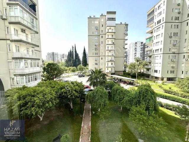 Hazar Yatırım Dan Şirinyalı Çağ Sitesi'nde Satılık 3+1 Daire