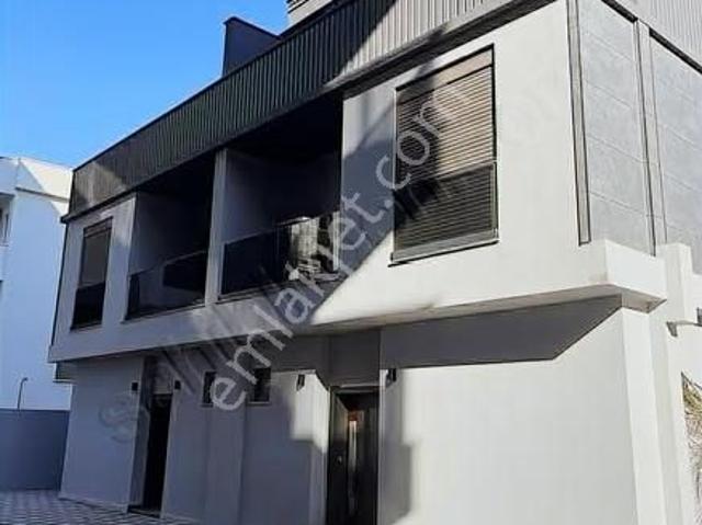 Hazar Yatırımdan Altıntaş'ta Prestijli Konumda Satılık 5+1 Villa