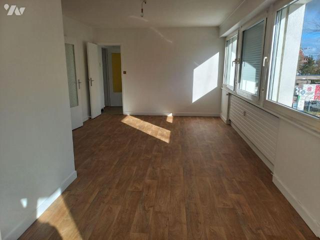 HAZEBROUCK en Centre Ville, Bel appartement lumineux de type 4 situé au 2è étage en résidence s.