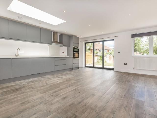 Hazel Way, Fetcham KT22, 3 bed bungalow to rent, £2,695 pcm | PrimeLocation
