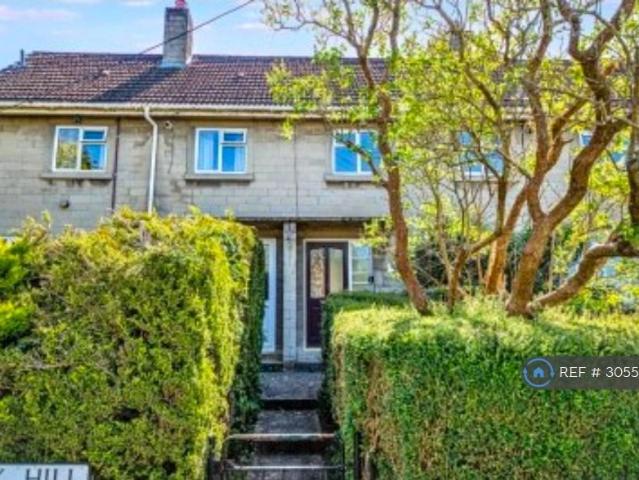 Hazelbury Hill, Corsham, SN13 3 bed terraced house to rent £1,700 pcm £392 pw