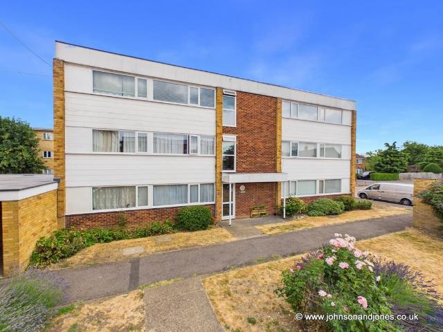 Hazelbank Court, Chertsey KT16, 2 bed flat to rent, £1,500 pcm | PrimeLocation