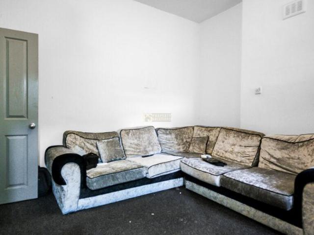 Hazellwell Street, Birmingham B30 1 bed terraced house to rent £434 pcm £100 pw