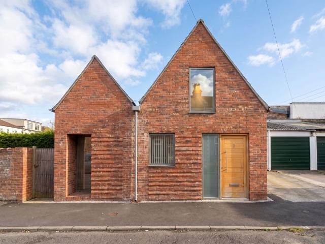 Hazelton Road, Bristol BS7, 2 bed detached house to rent, £1,900 pcm | PrimeLocation