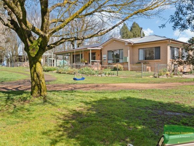 Hazelwood Country Charm, Granny Flat, Sheds & Stylish Renovated Living