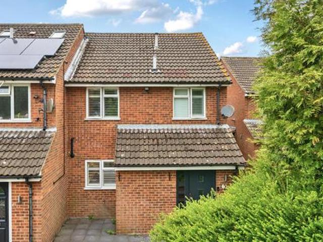 Hazelwood Close, Chesham, 3 Bedroom End