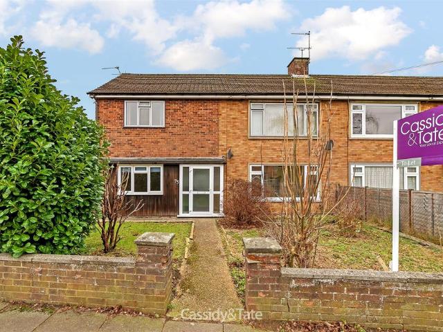 Hazelwood Drive, St Albans 2 bed maisonette to rent £1,750 pcm £404 pw