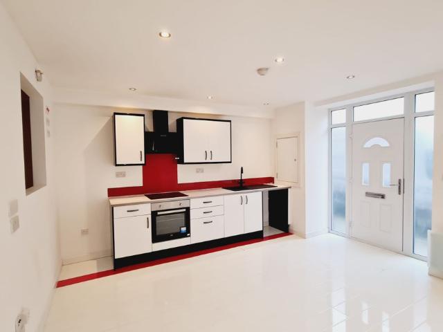 Hazelwood Road, Northampton NN1, 1 bed flat to rent, £875 pcm | PrimeLocation