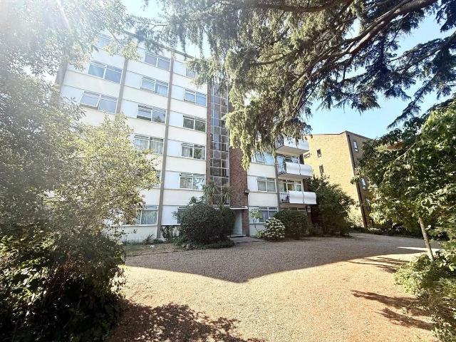 Hazlemere Court, London SW2, 1 bed flat to rent, £1,600 pcm | PrimeLocation