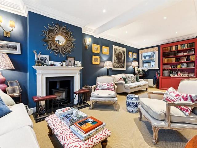 Hazlebury Road, London, SW6 5 bed terraced house to rent £7,800 pcm £1,800 pw
